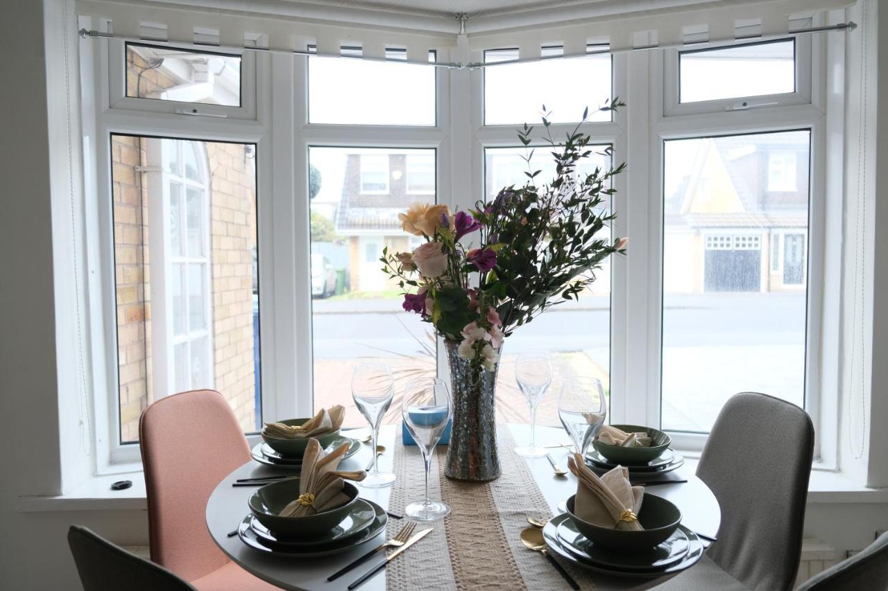 Bee Stays - Maliston House Great Sankey ภายนอก รูปภาพ