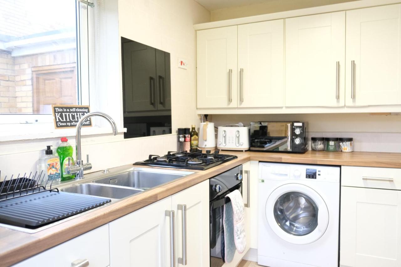 Bee Stays - Maliston House Great Sankey ภายนอก รูปภาพ